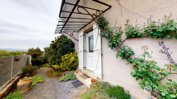 Cercié - Maison De Village 5 pièces