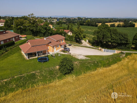 Saint-Julien-sur-Veyle - Maison 4 pièces