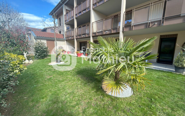 Châtillon-sur-Chalaronne - Rez De Jardin 3 pièces