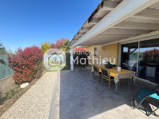 Saint-Jean-de-Thurigneux - Maison 4 pièces