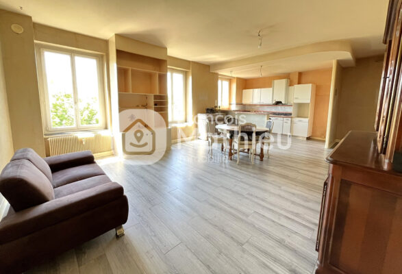 Neuville-sur-Saône - Appartement 4 pièces