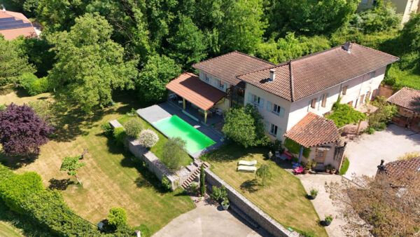 Châtillon-sur-Chalaronne - Maison 8 pièces