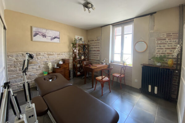 Vonnas - Local Professionnel 6 pièces