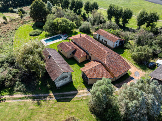 Châtillon-sur-Chalaronne - Propriete 7 pièces