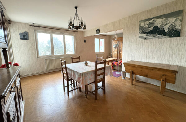 Peronnas - Appartement pièces