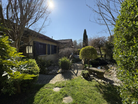 Saint-Nizier-le-Désert - Maison pièces