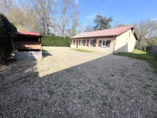 Monthieux - Maison pièces