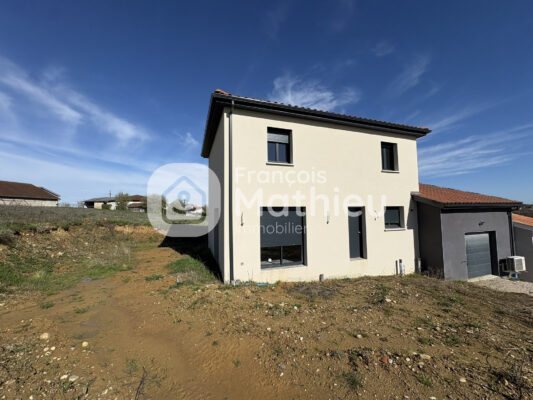 Meximieux - Maison pièces