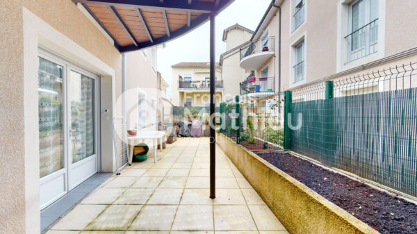 Châtillon-sur-Chalaronne - Appartement pièces