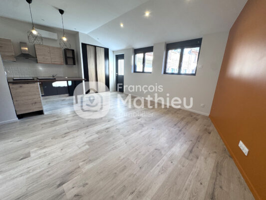 Châtillon-sur-Chalaronne - Appartement pièces