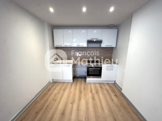 Châtillon-sur-Chalaronne - Appartement pièces