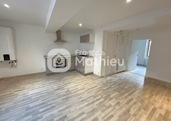 Châtillon-sur-Chalaronne - Appartement pièces