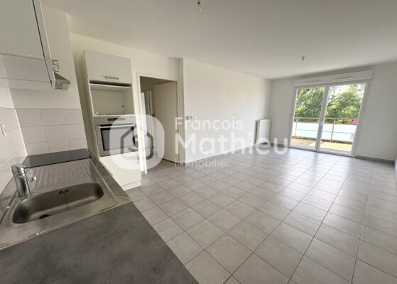 Saint-André-de-Corcy - Appartement pièces