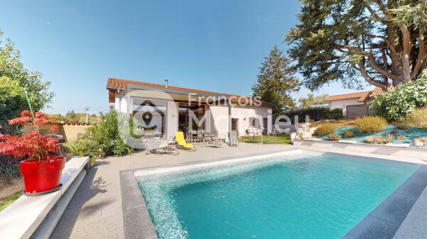 Chanoz-Châtenay - Maison pièces