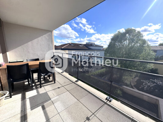Mionnay - Appartement pièces