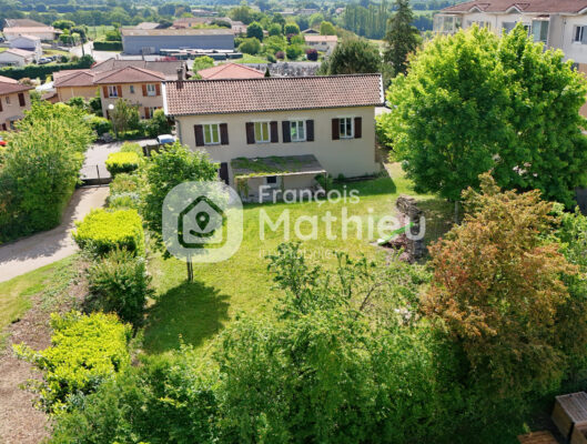 Chalamont - Maison pièces