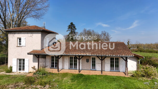 Châtillon-sur-Chalaronne - Maison pièces