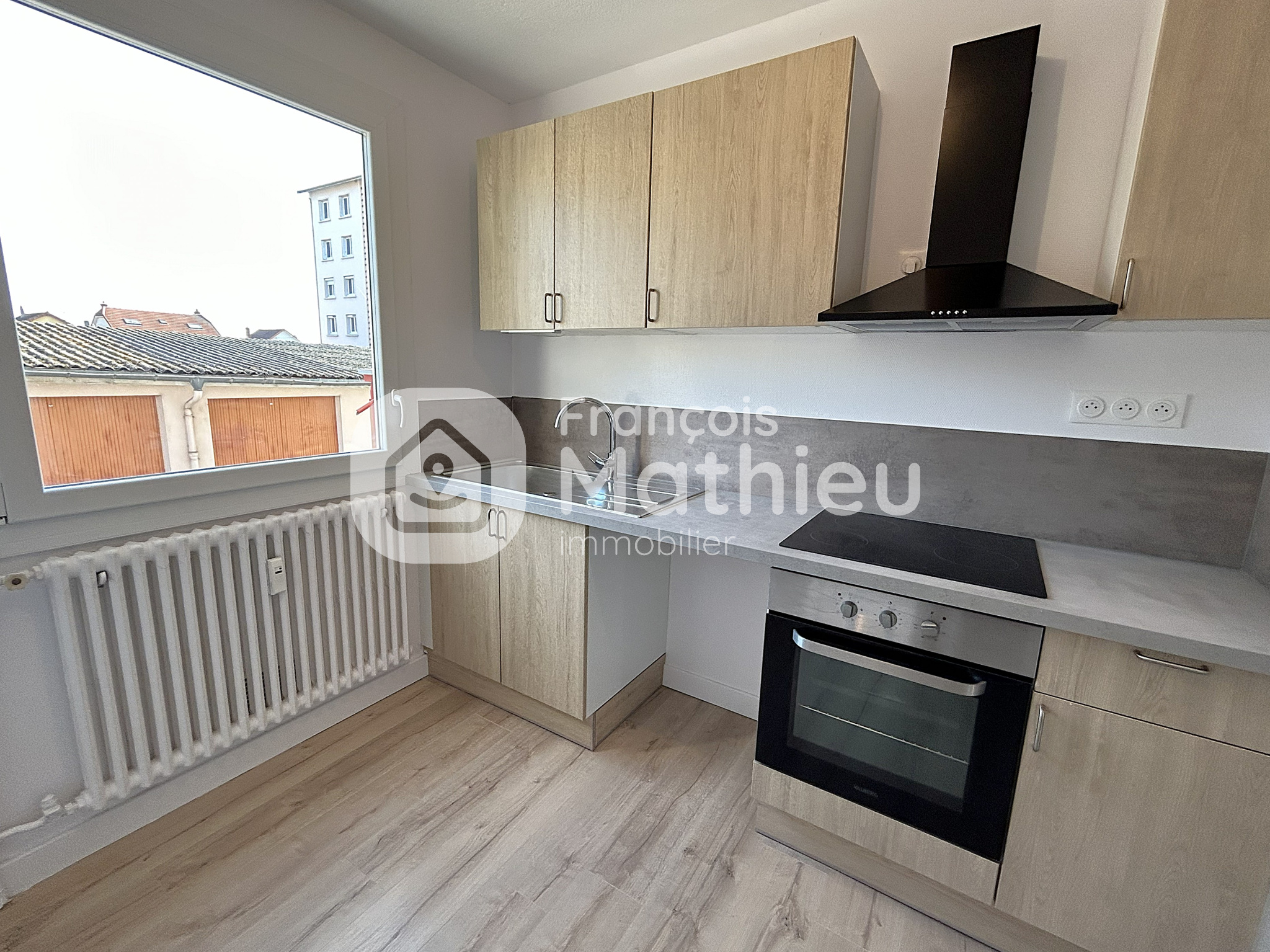 Appartement 3 pièces 71 m² · à Châtenoy-le-Royal · 71 m² · 100 000 €
